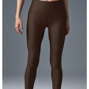 ALO Airlift High Waist Leggings in Espresso Brown